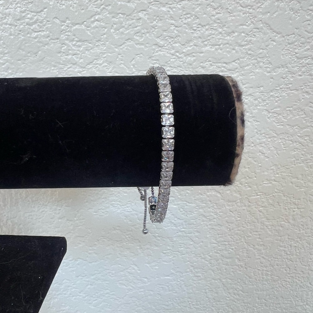Elegant Silver Bracelet